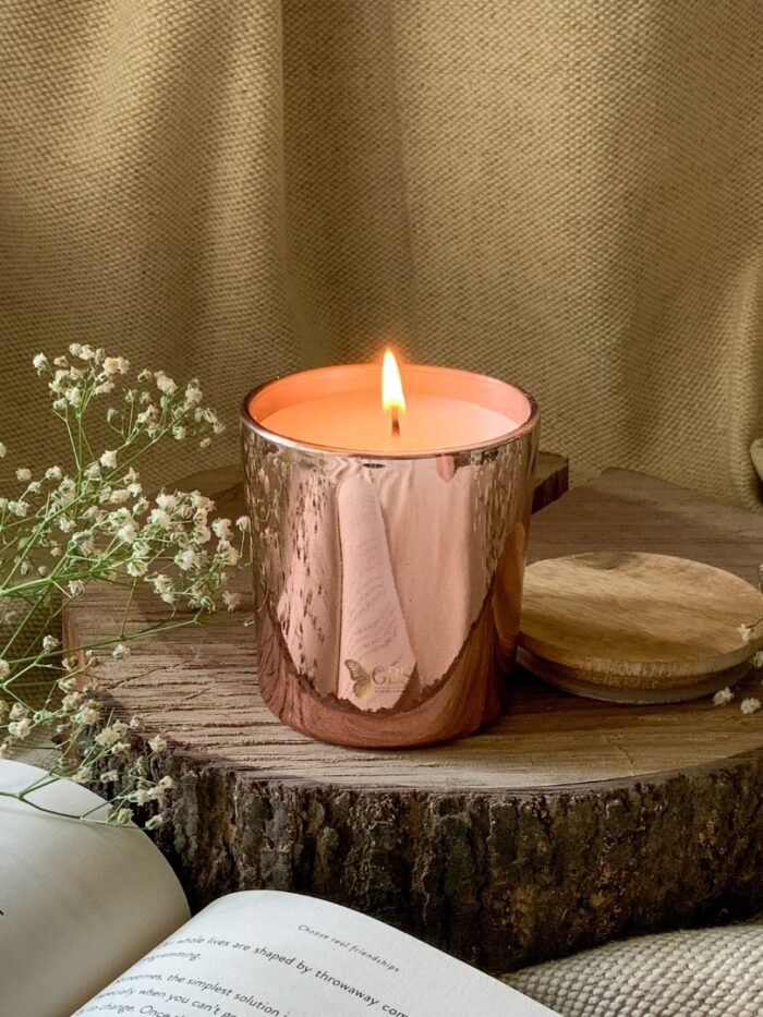 Metallic Candle – Regal Glow