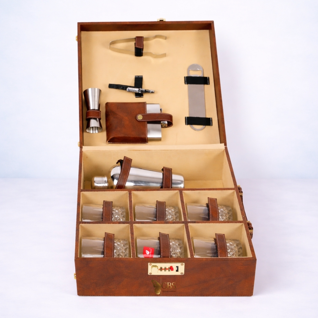 The Grandmaster Leatherette Bar Tool Kit (Tan)