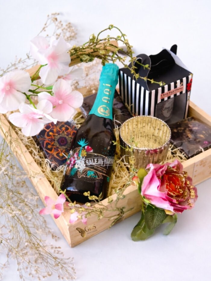 Sparkling Bloom Luxe Hamper