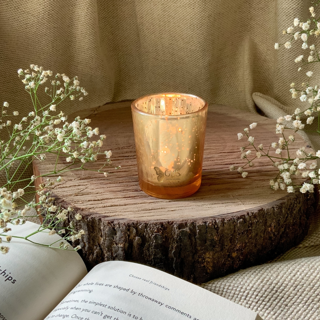 Golden Glass Candle – Luxe Glow